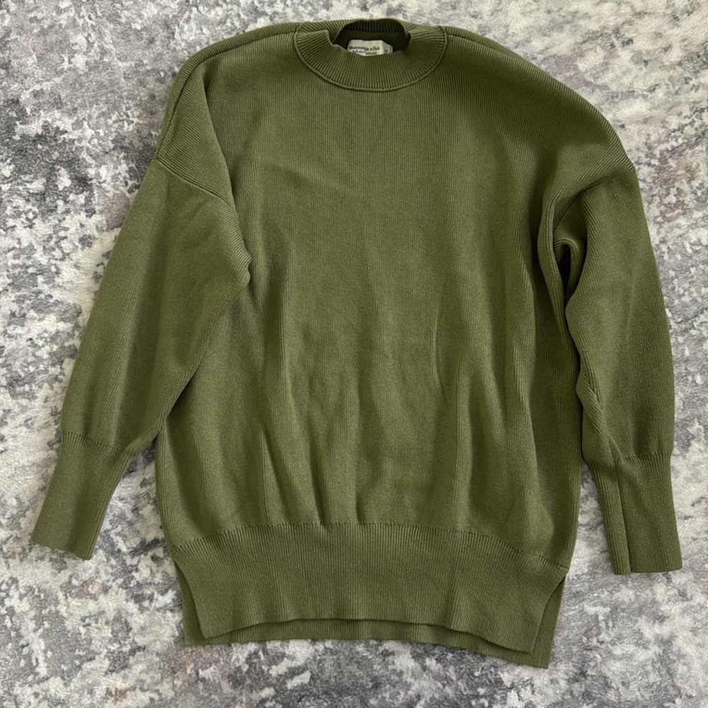 Women Abercrombie soft collection sweater xs